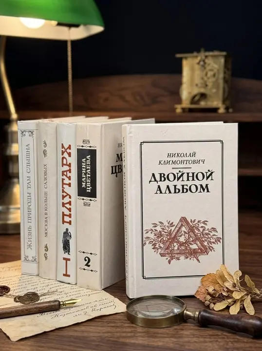Комплект настоящих книг «Белый глянец» для интерьера